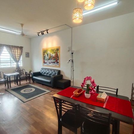Anggerik Camelia Homestay Apartment Ladang Tok Pelam Kuala Terengganu Eksteriør bilde