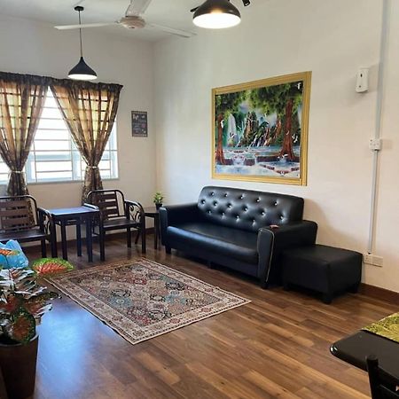 Anggerik Camelia Homestay Apartment Ladang Tok Pelam Kuala Terengganu Eksteriør bilde
