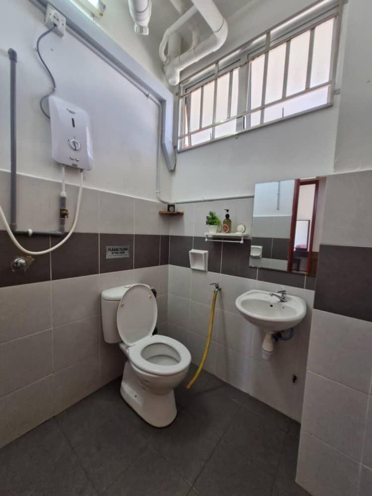 Anggerik Camelia Homestay Apartment Ladang Tok Pelam Kuala Terengganu Eksteriør bilde